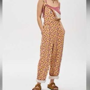 Lucy & Yak Original Dungarees in Floral, size US 0R, UK 4R